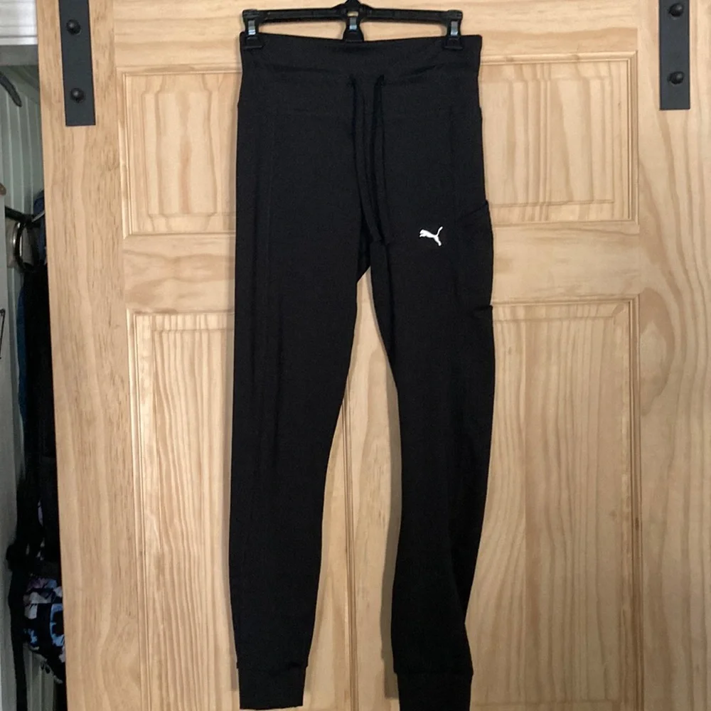 Puma joggers - Picture 1 of 4